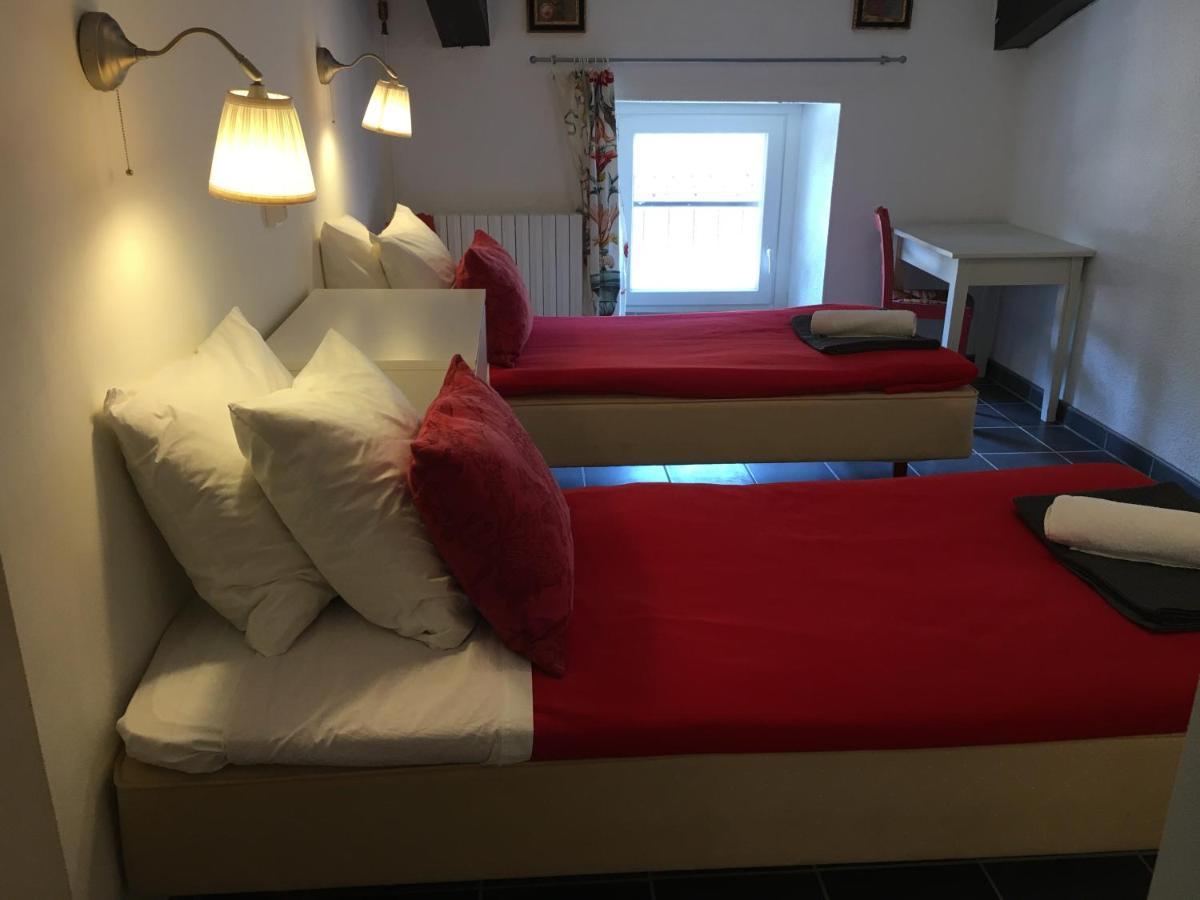 Hotel Axat Esterno foto